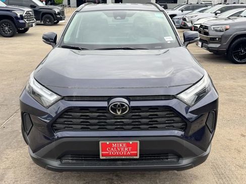 Used 2025 Toyota RAV4 XLE image 2