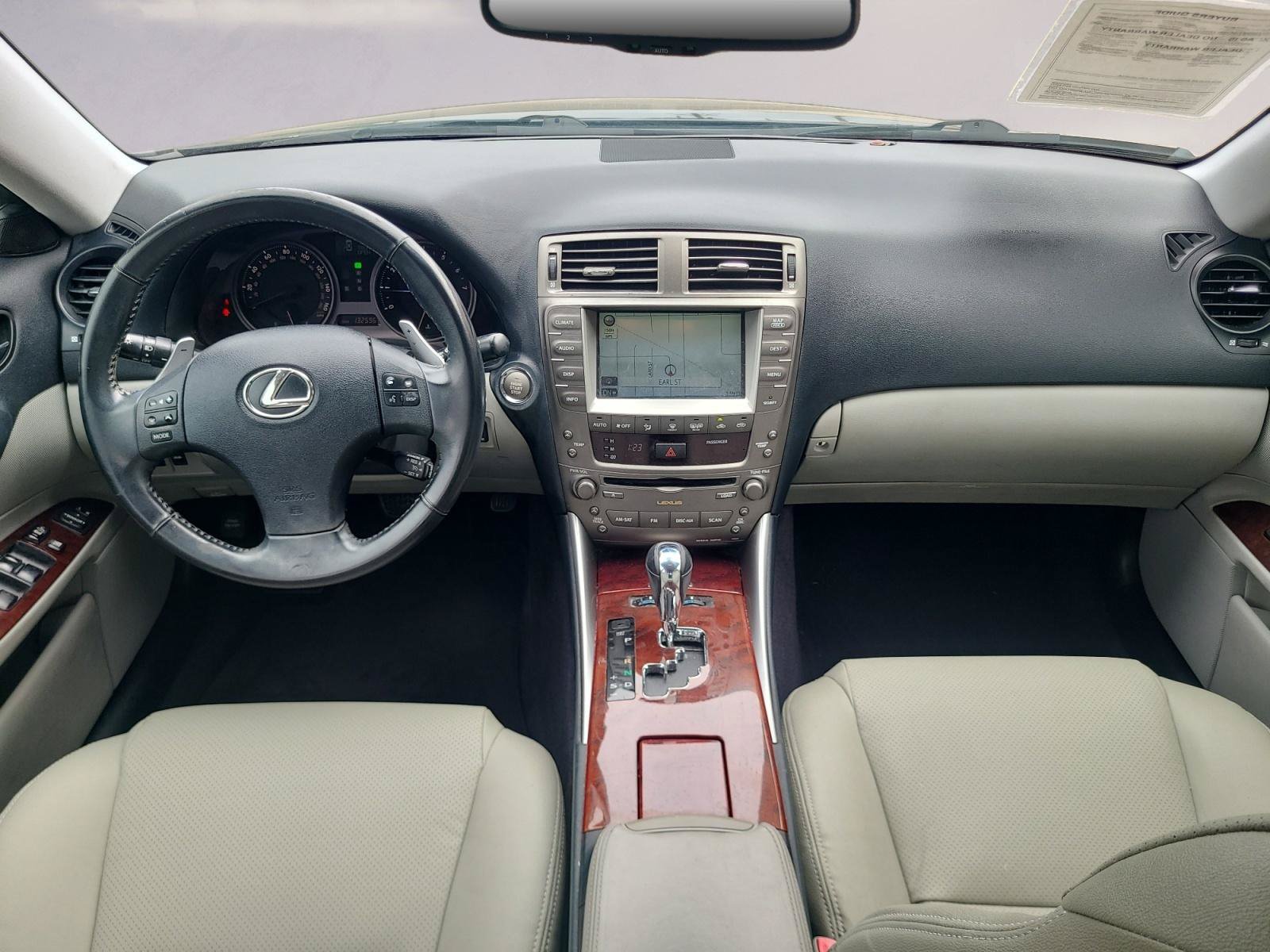 Used 2008 Lexus IS 250 w/ Premium Pkg RWD image 17