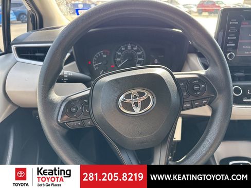 Used 2020 Toyota Corolla L image 15
