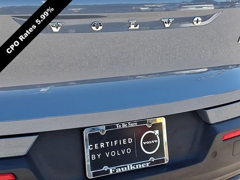 Certified 2023 Volvo XC40 B5 Ultimate w/ Climate Package AWD/4WD image 36