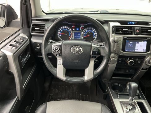 Used 2019 Toyota 4Runner SR5 Premium AWD/4WD image 14
