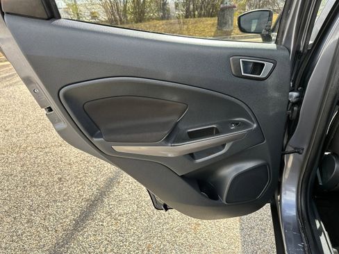 Used 2019 Ford EcoSport SE w/ SE Convenience Package image 21