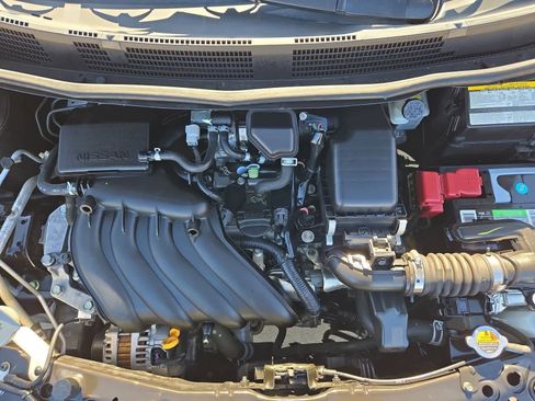 Used 2016 Nissan Versa SV image 13