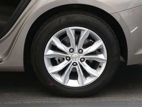 Used 2022 Chevrolet Malibu LT image 21