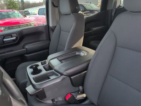 Used 2020 Chevrolet Silverado 1500 Custom w/ Custom Convenience Package image 22