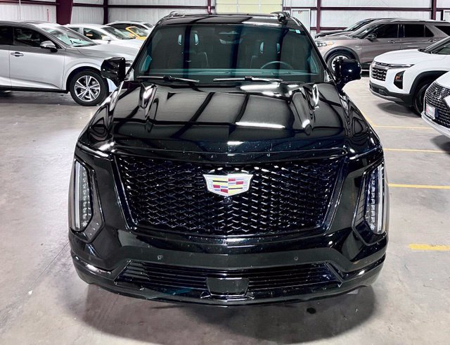 Used 2025 Cadillac Escalade Sport Platinum AWD/4WD image 12