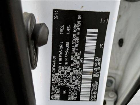 Used 2016 Lexus GX 460 image 25