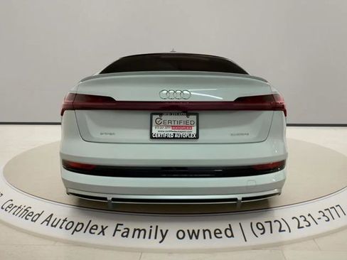 Used 2022 Audi e-tron Premium Plus w/ Premium Plus Package AWD/4WD image 5