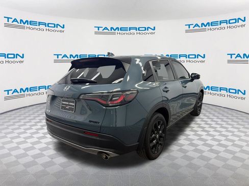 Used 2023 Honda HR-V Sport image 5