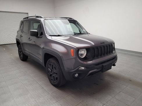 Used 2019 Jeep Renegade Sport image 13