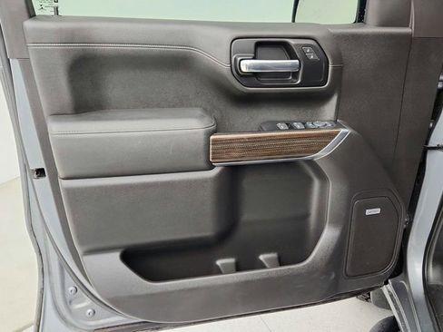 Used 2019 Chevrolet Silverado 1500 LT Trail Boss image 10