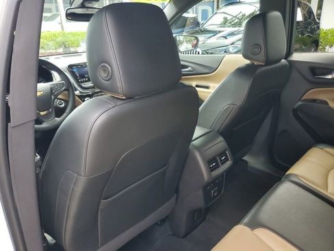 Certified 2024 Chevrolet Equinox Premier image 12