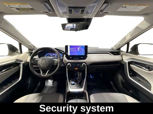 Used 2023 Toyota RAV4 Limited image 20