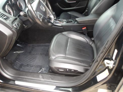Used 2013 Buick Regal Premium image 19