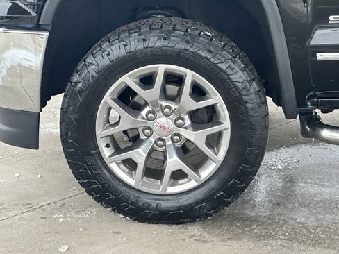 Used 2018 GMC Sierra 1500 SLT w/ SLT Premium Package image 15