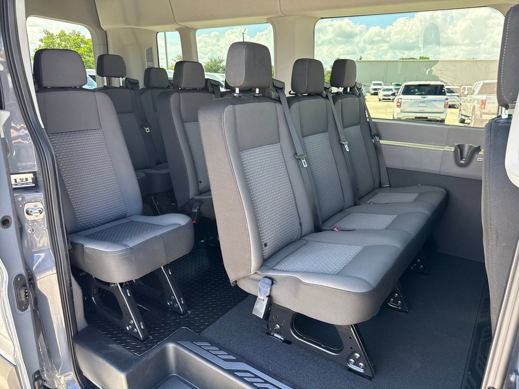 Certified 2024 Ford Transit 350 XL AWD/4WD image 24