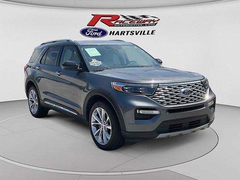 Used 2022 Ford Explorer Platinum w/ Equipment Group 601A AWD/4WD image 9