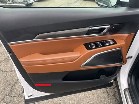 Used 2023 Kia Telluride SX Prestige X-Line image 9