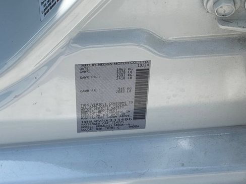 Used 2025 Nissan Altima 2.5 SV FWD image 15