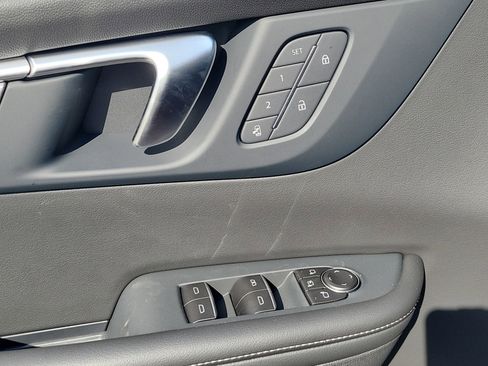 New 2026 Buick Enclave Sport Touring image 18