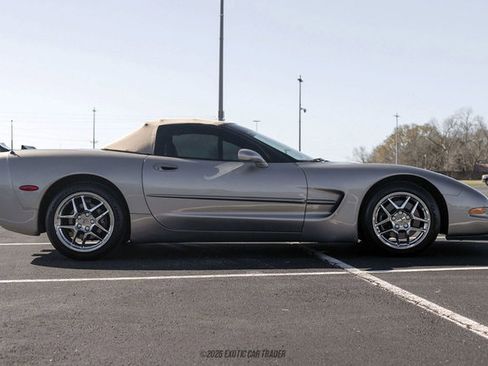 Used 1999 Chevrolet Corvette Convertible w/ Memory Pkg image 21