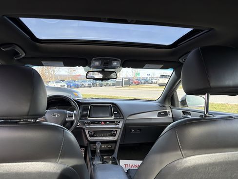 Used 2019 Hyundai Sonata Sport image 14