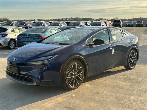 New 2026 Toyota Prius XLE image 2