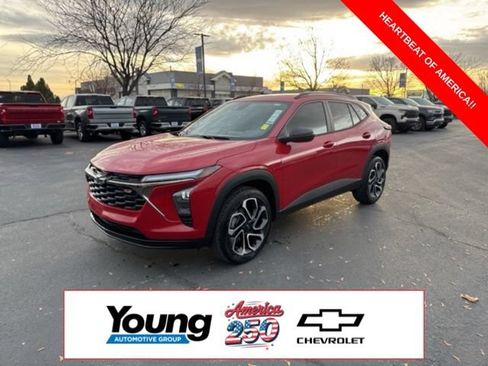 New 2026 Chevrolet Trax RS w/ Driver Confidence Package FWD image 3