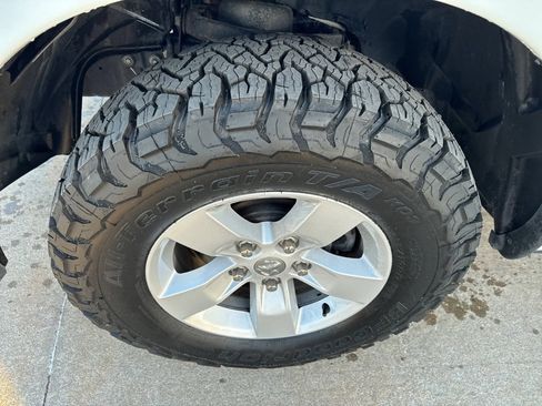 Used 2023 RAM 1500 Classic SLT w/ Electronics Group image 20