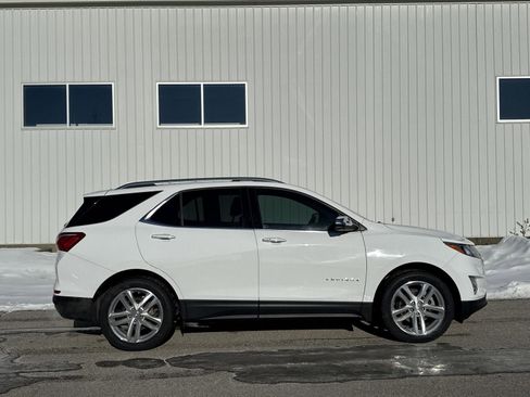 Used 2020 Chevrolet Equinox Premier image 8