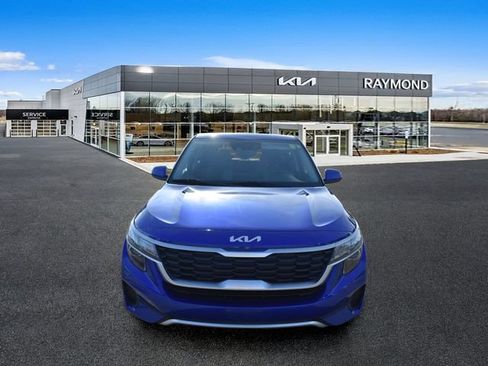 Used 2023 Kia Seltos LX AWD/4WD image 8