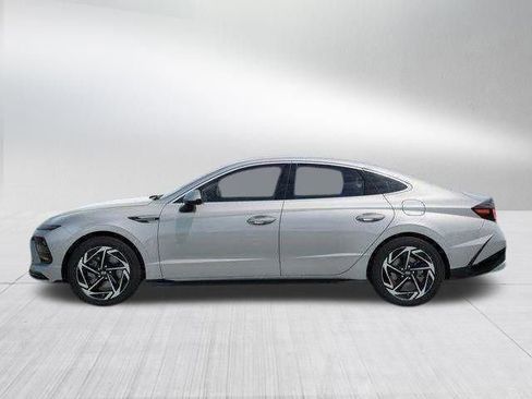 New 2026 Hyundai Sonata SEL FWD image 3