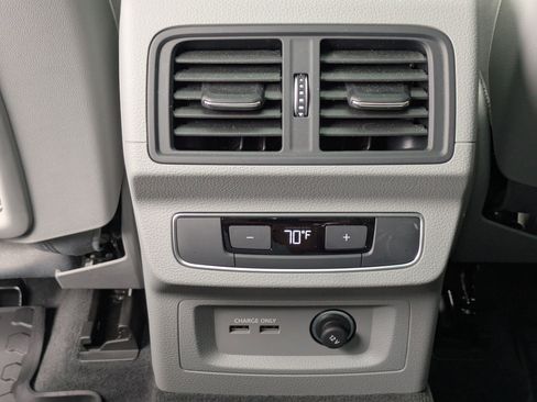 Used 2025 Audi Q5 2.0T Premium Plus w/ Premium Plus Package image 25