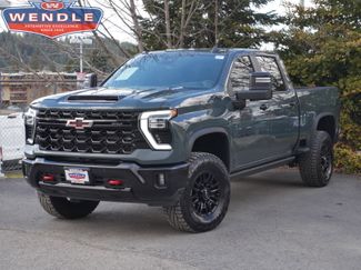 Used 2025 Chevrolet Silverado 2500 ZR2 w/ Technology Package video 1