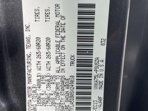 Used 2025 Toyota Tundra SR5 image 24