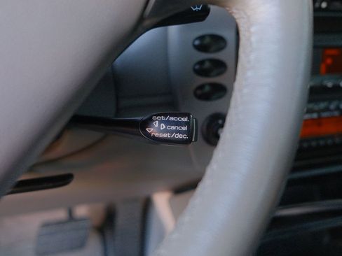 Used 2002 Porsche 911 Carrera image 42