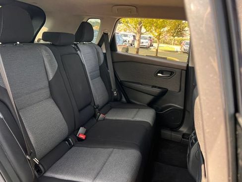 Used 2021 Nissan Rogue SV FWD image 27