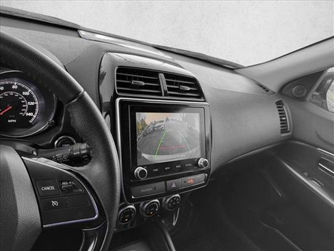 Used 2024 Mitsubishi Outlander Sport SE image 14
