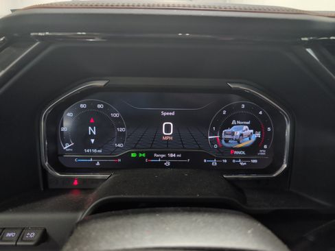 Used 2025 GMC Sierra 2500 AT4 w/ AT4 Premium Plus Package AWD/4WD image 10