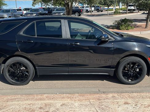 Used 2024 Chevrolet Equinox LS w/ Midnight Edition FWD image 9