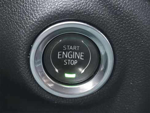 Used 2020 Chevrolet Silverado 1500 LTZ w/ LTZ Plus Package image 30