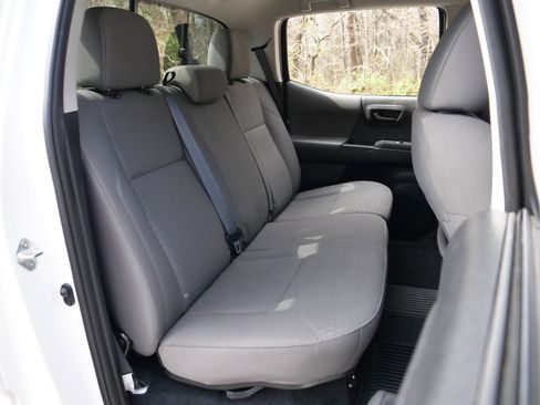 Used 2023 Toyota Tacoma SR AWD/4WD image 28