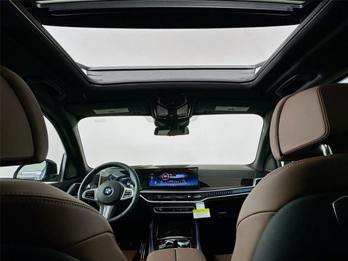 New 2026 BMW X5 xDrive40i w/ M Sport Package image 23