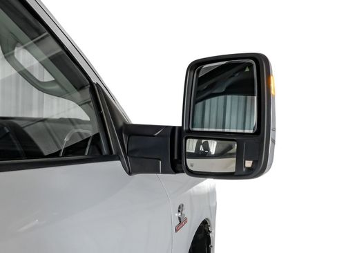 Used 2024 RAM 3500 Laramie w/ Bed Utility Group image 43