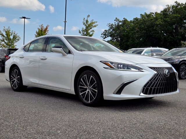 Certified 2025 Lexus ES 350 w/ Premium Package FWD image 7