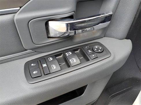 Used 2015 RAM 1500 Outdoorsman image 12