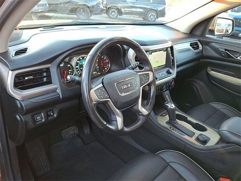 Certified 2019 GMC Acadia Denali w/ Technology Package image 10