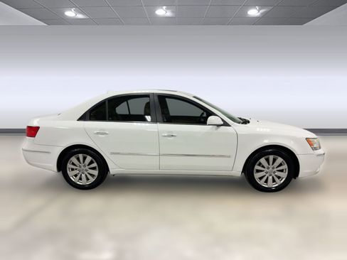 Used 2010 Hyundai Sonata Limited image 7