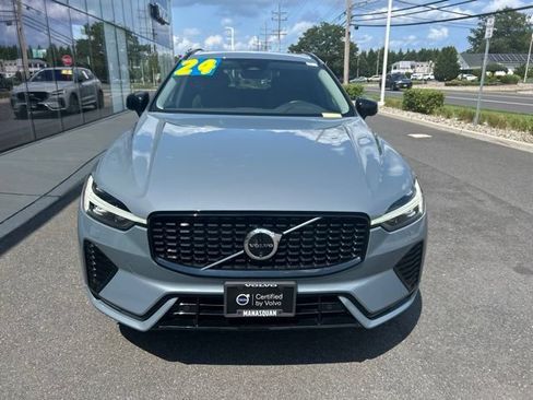 Certified 2024 Volvo XC60 B5 Plus w/ Protection Package Premier AWD/4WD image 7