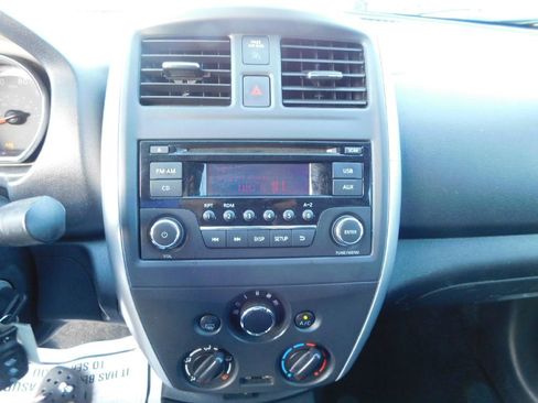 Used 2017 Nissan Versa SV image 28